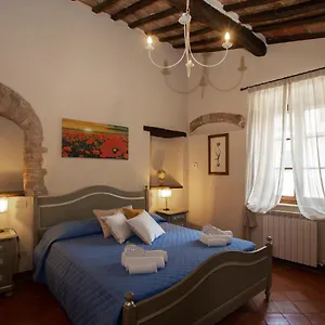 Il Porcellum , Bagno Vignoni Italia
