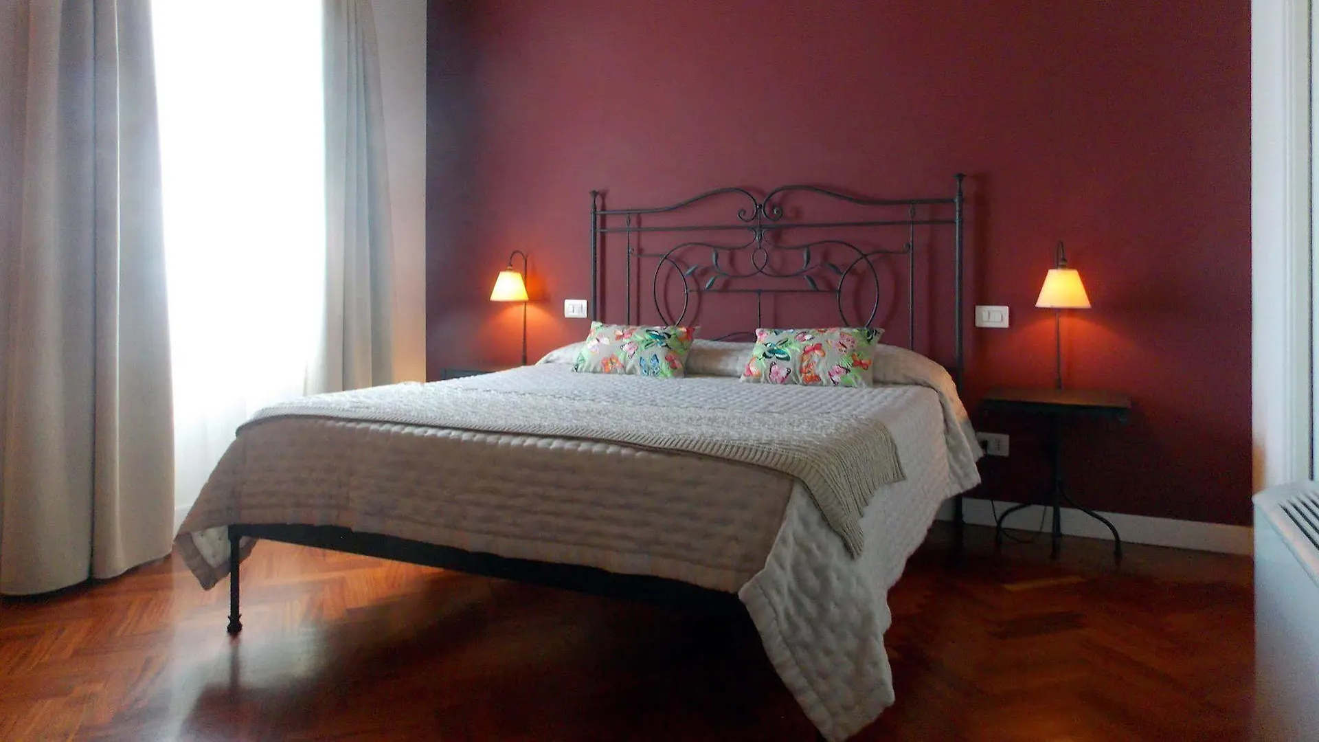 B&B Cesena5 Milán 0*,  Italia